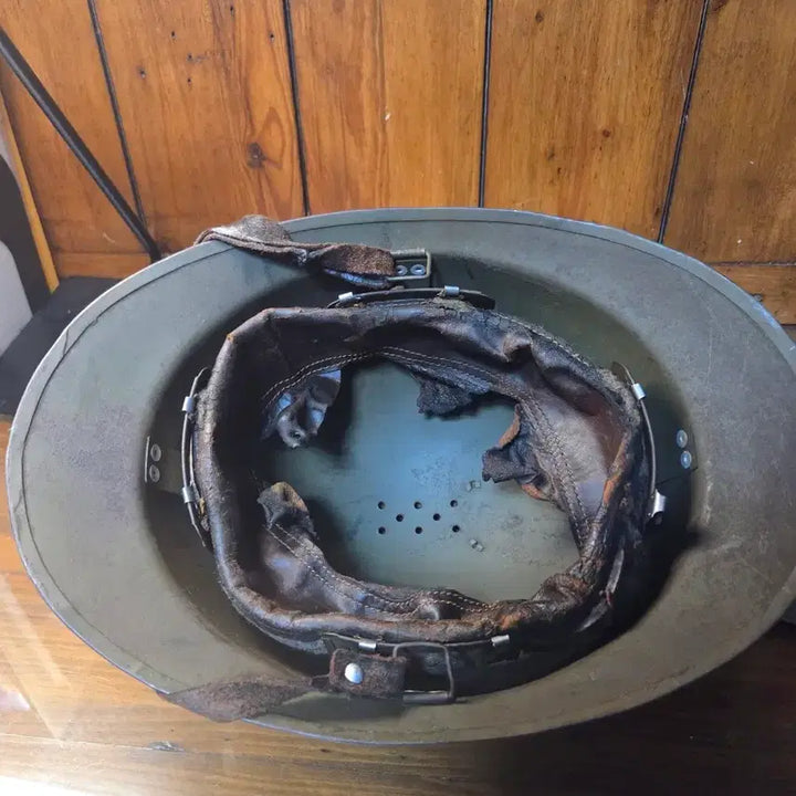 [BUNJANG] French Adrian Helmet (WW2) with Soviet Replica Mark / WW2 세계이차대전 프랑스군 철모 아드리안 헬멧 소련군 아드리안 헬멧