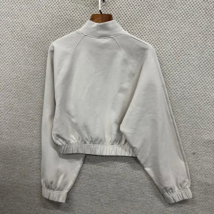 [BUNJANG] ZARA Casual Turtleneck Crop Long Sleeve T-shirt (S) / 자라 ZARA 캐주얼 터틀넥 크롭 긴팔티 S A06515