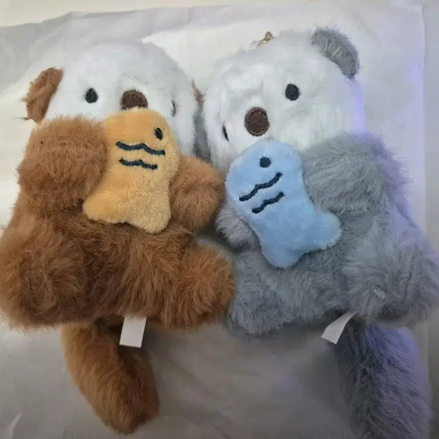[BUNJANG] Fish-Shaped Seal Plush Keyring Set / 붕어빵 물개 인형 키링 화이트/브라운 2개