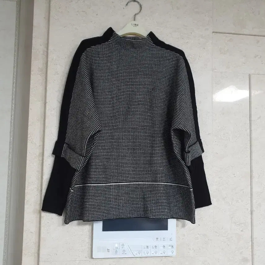 [BUNJANG] Layered Pullover Knit / 프렐린 블랙 레이어드 풀오버 니트 여성