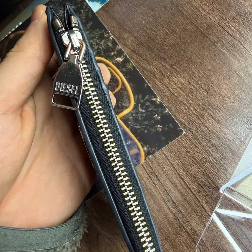 [BUNJANG] Diesel Black Card Holder / 디젤 블랙 카드지갑