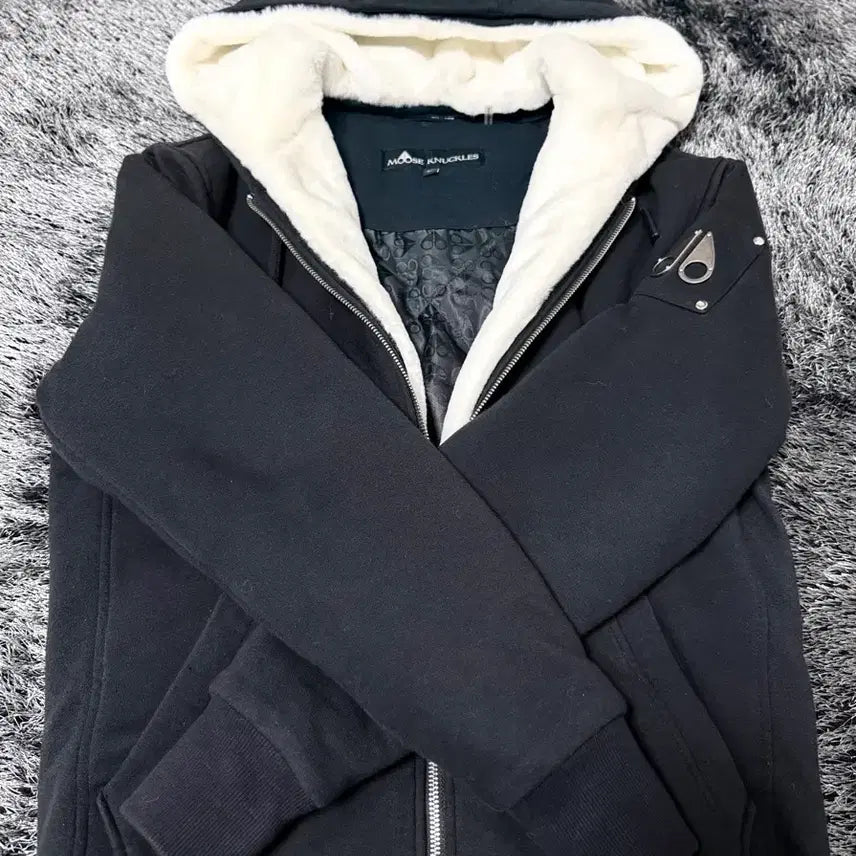 [BUNJANG] Moose Knuckles Bunny Sweater / 무스너클 버니스웨터 s