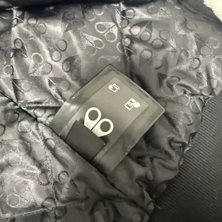 [BUNJANG] Moose Knuckles Bunny Sweater / 무스너클 버니스웨터 s