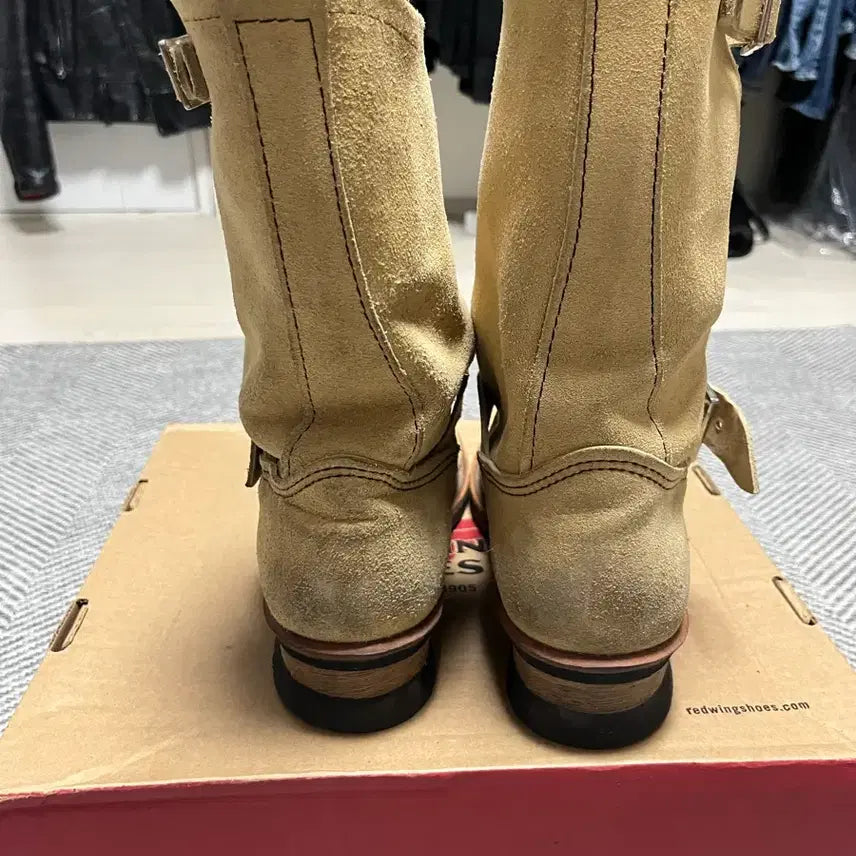 [BUNJANG] Red Wing 8268 Engineer Boots / 레드윙 8268 9.5D 엔지니어 부츠