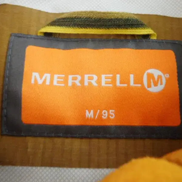 [BUNJANG] Merrell Men's Hiking Jacket (Mustard) / (무료배송)머렐/정품/남성/춘추/등산 자켓/95(M)새제품수준