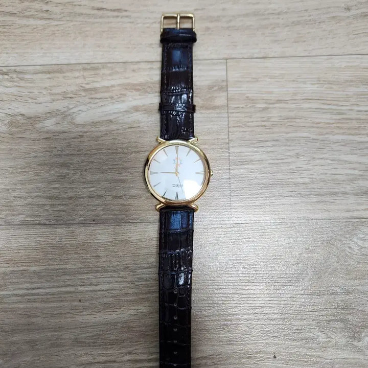 [BUNJANG] Minister of Education Watch / 시계 정리 - 부총리 겸 교육부 장관 시계