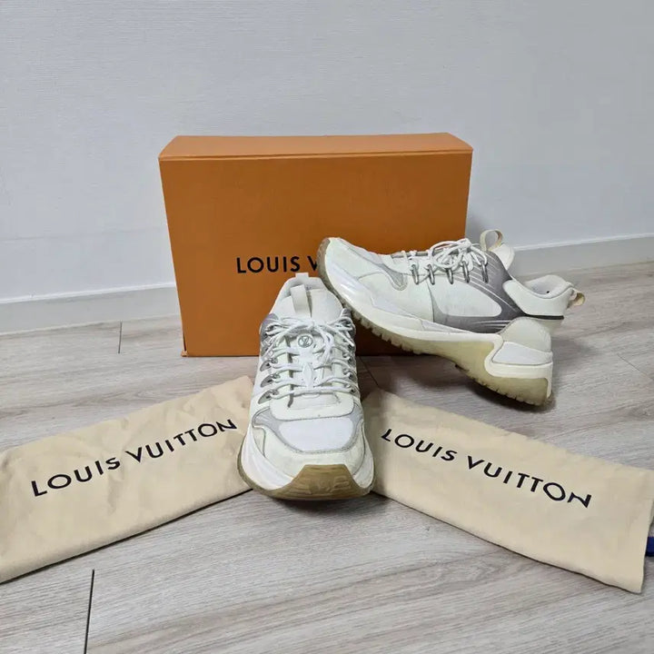 [BUNJANG] Louis Vuitton Pulse Run Away Sneakers 265 / (정품) 루이비통 펄스 런어웨이 스니커즈 265