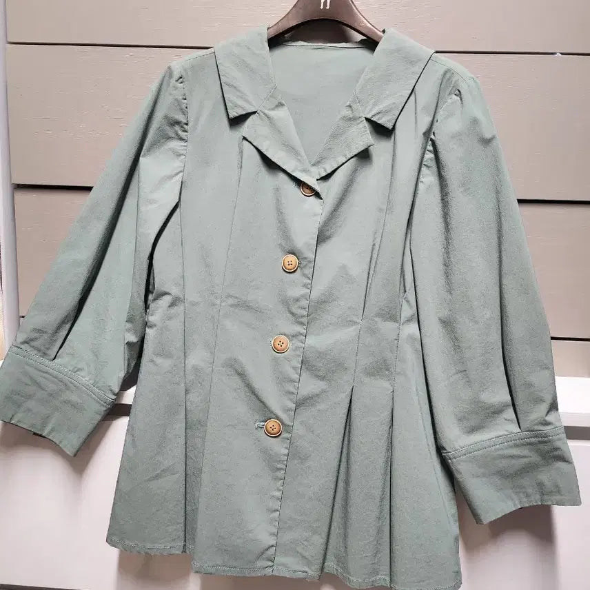 [BUNJANG] Mint Green Pintuck 3/4 Sleeve Blouse / 민트색 핀턱 7부 블라우스