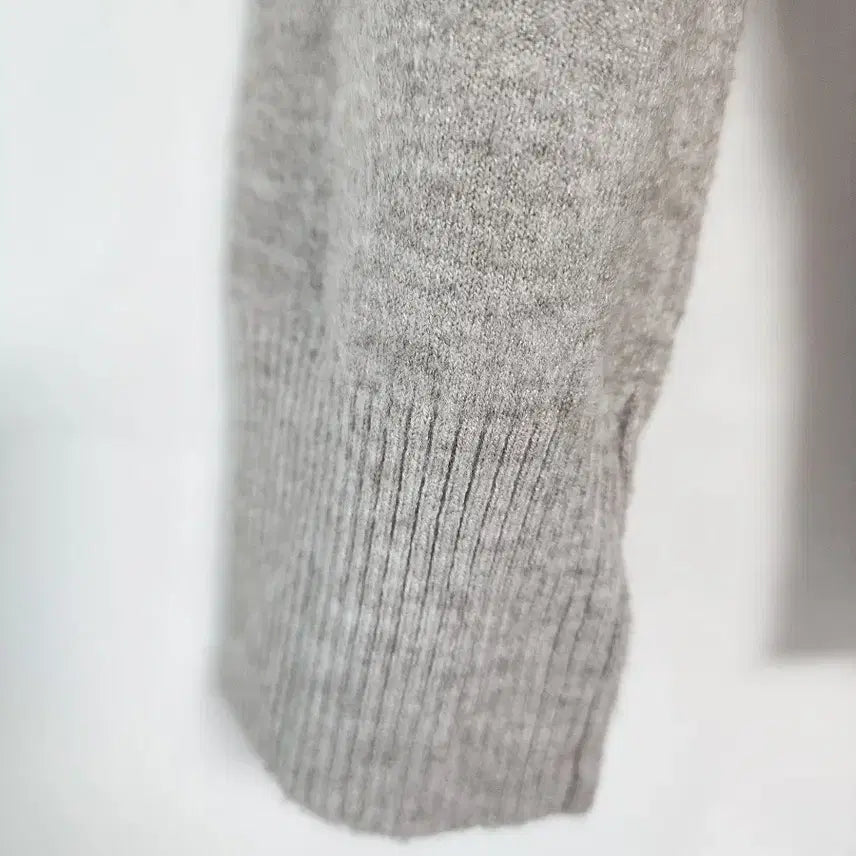 [BUNJANG] Polar Knit / 폴라 니트
