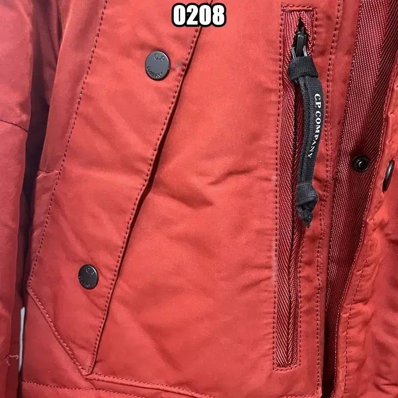 [BUNJANG] L 씨피 컴퍼니 레트로 00S 고글 패딩 / L 씨피 컴퍼니 레트로 00S 고글 패딩