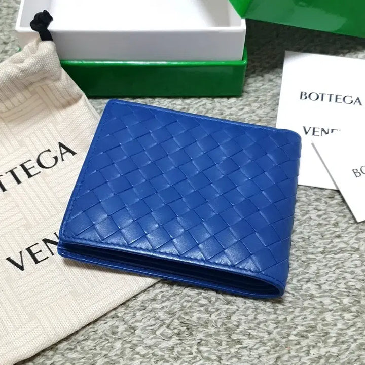 [BUNJANG] Bottega Veneta Wallet / 보테가베네타 반지갑 정품 판매해요
