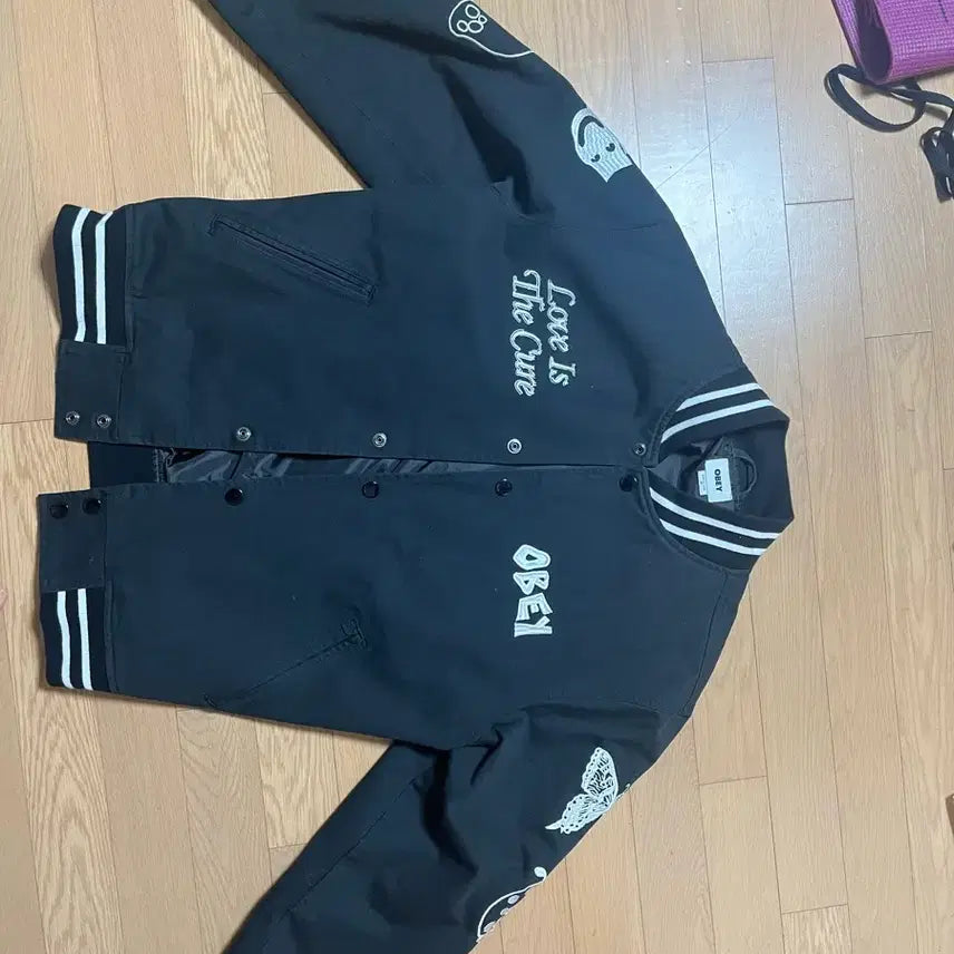 [BUNJANG] Obey Varsity Jacket M / 오베이 바시티자켓 M  팝니다