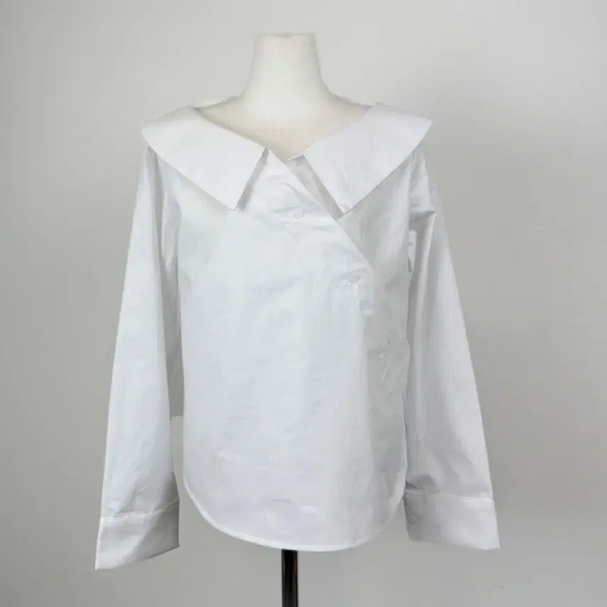 [BUNJANG] Big Collar Wrap Blouse / 봄 빅카라 사선 단추 랩 면 블라우스 셔츠 남방 에이블리 지그재그