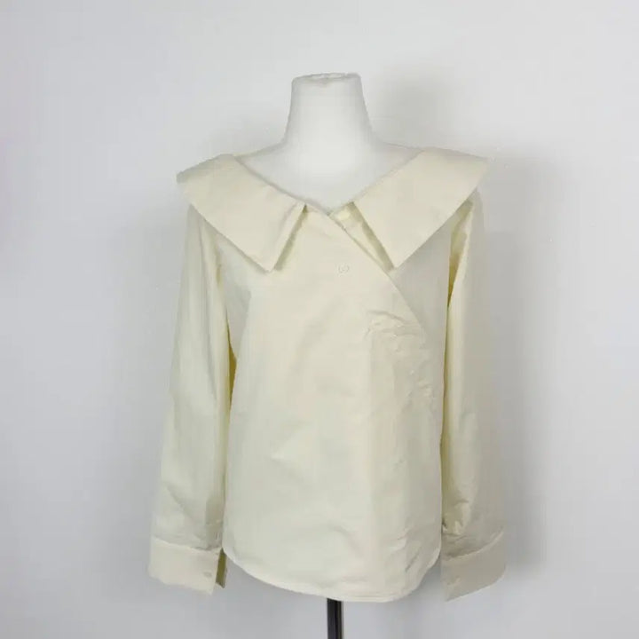 [BUNJANG] Big Collar Wrap Blouse / 봄 빅카라 사선 단추 랩 면 블라우스 셔츠 남방 에이블리 지그재그