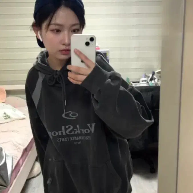 [BUNJANG] Travel Workshop Hoodie / 트래블워크샵후드티