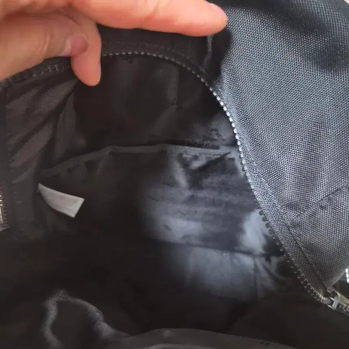 [BUNJANG] Fila Black Bag / 휠라 블랙백백