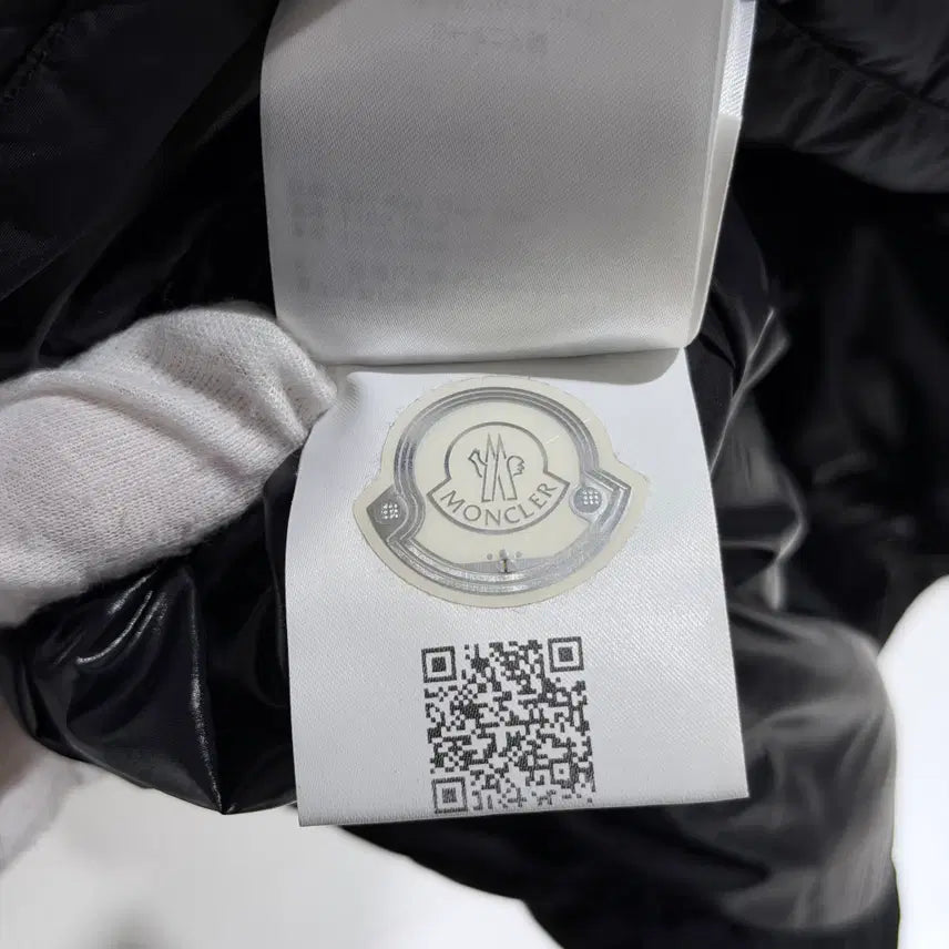 [BUNJANG] Moncler Black Padded Jacket / (A+/3) / 몽클레어 몽클라 블랙 패딩