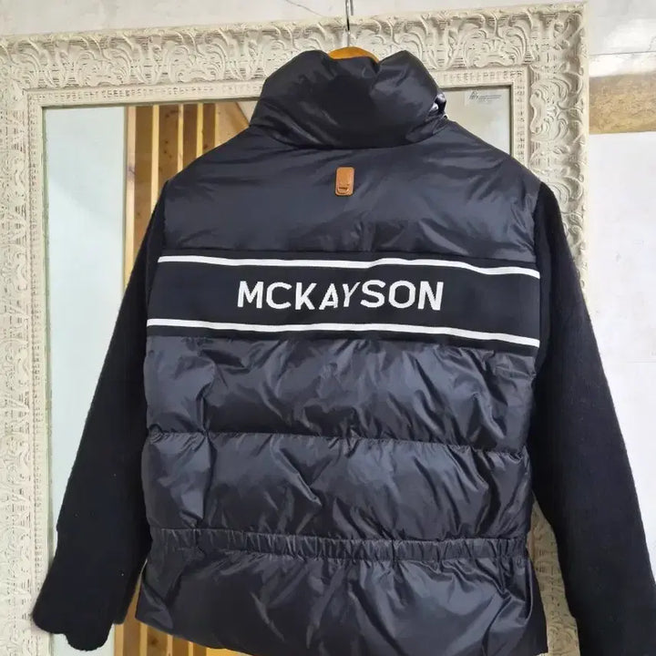 [BUNJANG] MCKAYSON Down Padded Jacket Black / MCKAYSON 맥케이슨 다운 패딩 점퍼 블랙