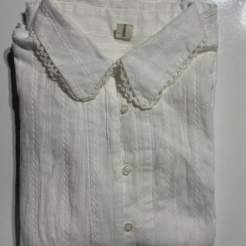 [BUNJANG] Without Summer Flip Blouse / 위드아웃썸머 플립 블라우스