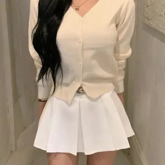 [BUNJANG] Ivory Black V-neck Knit Cardigan / 상태좋음) 블랙컬러 긴팔 니트 가디건 브이넥 봄가을 간절기