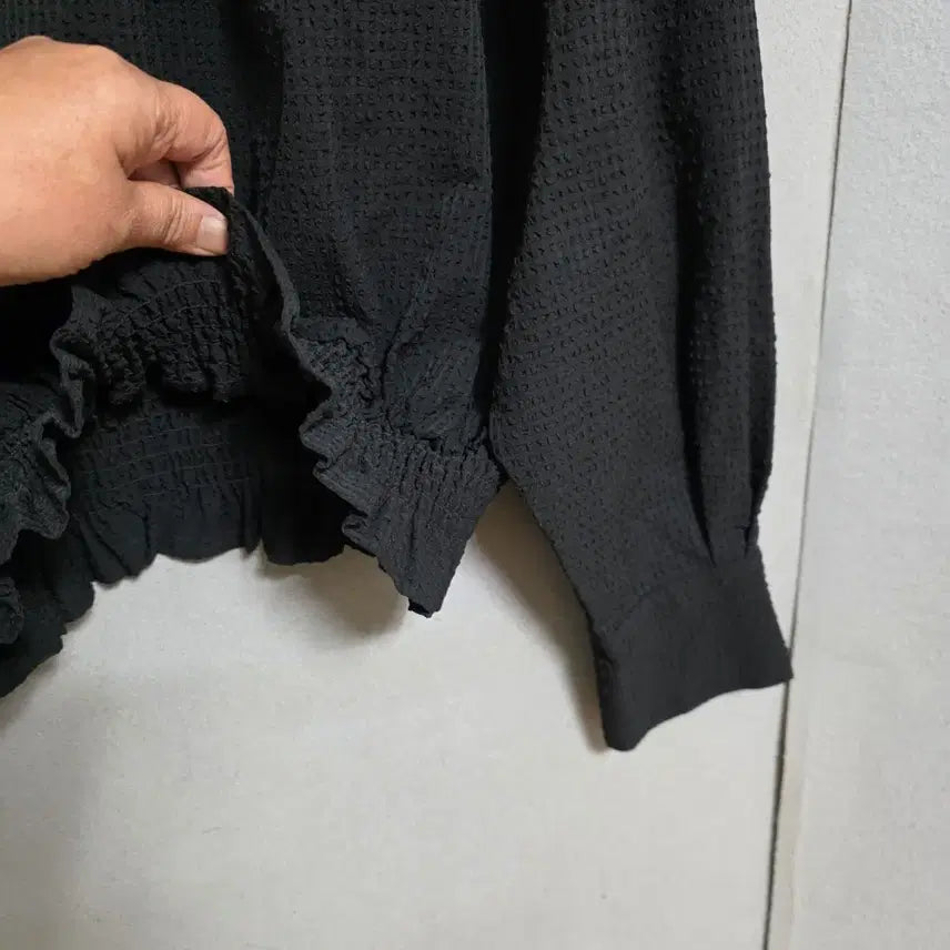 [BUNJANG] No Group or Member Specified / 지지미스타일소재 허리밴드 블라우스 F  n2062