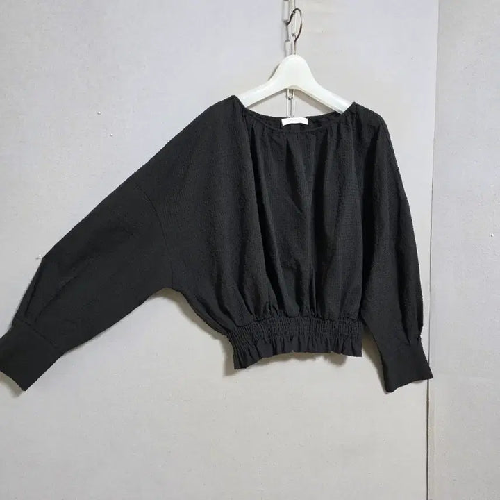 [BUNJANG] No Group or Member Specified / 지지미스타일소재 허리밴드 블라우스 F  n2062