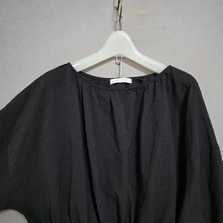 [BUNJANG] No Group or Member Specified / 지지미스타일소재 허리밴드 블라우스 F  n2062