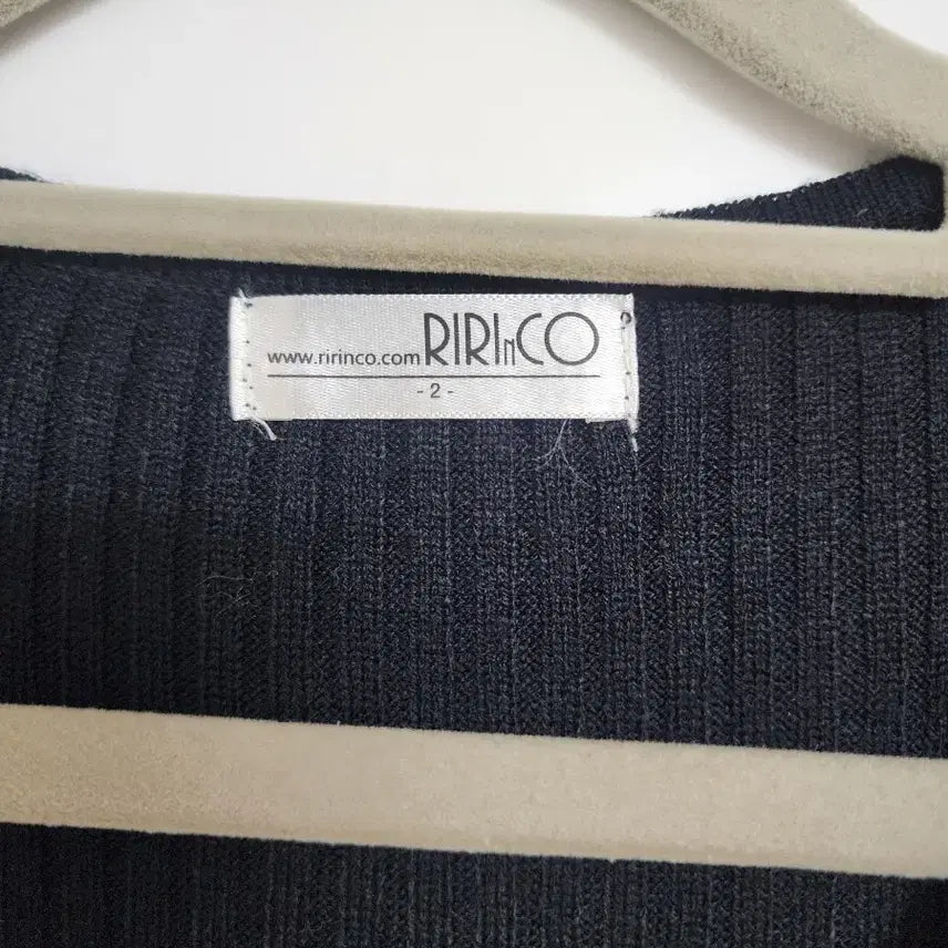 [BUNJANG] RIIZE RIIZE Knit Cardigan / RIRICO 리브 니트 가디건 블랙