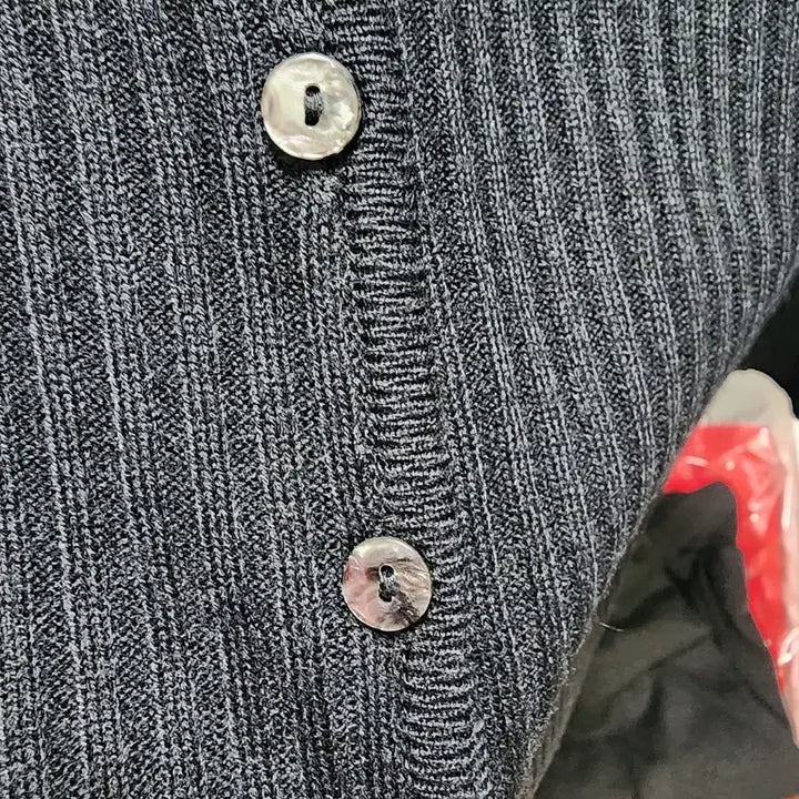 [BUNJANG] RIIZE RIIZE Knit Cardigan / RIRICO 리브 니트 가디건 블랙