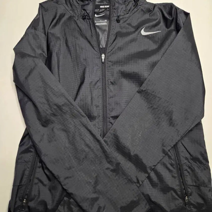 [BUNJANG] Nike Running Windbreaker Black / 나이키 런닝 바람막이 블랙