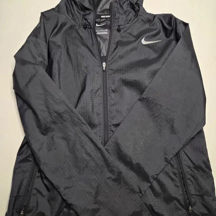[BUNJANG] Nike Running Windbreaker Black / 나이키 런닝 바람막이 블랙