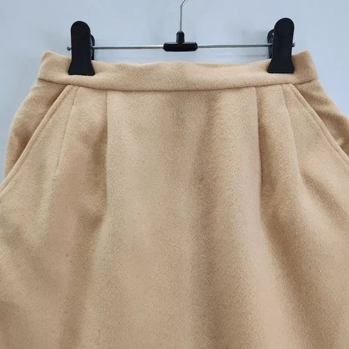 [BUNJANG] Wool Midi Skirt / 빈티지 페미닌 올드머니 도톰 울100 바닐라옐로우 핀턱 미디스커트