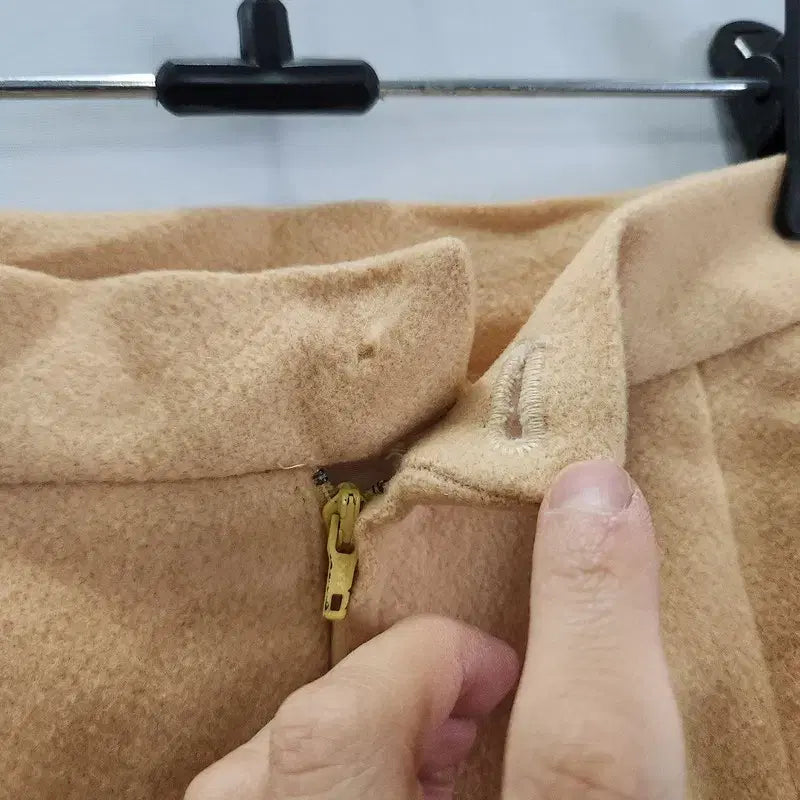 [BUNJANG] Wool Midi Skirt / 빈티지 페미닌 올드머니 도톰 울100 바닐라옐로우 핀턱 미디스커트