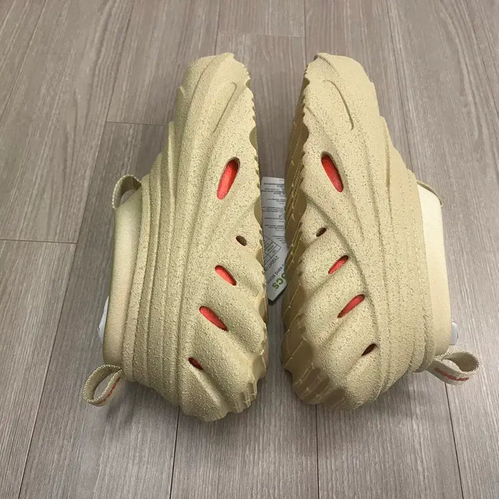 [BUNJANG] Crocs Echo Storm Beige 260 / 크록스 에코 스톰 베이지 260 새제품