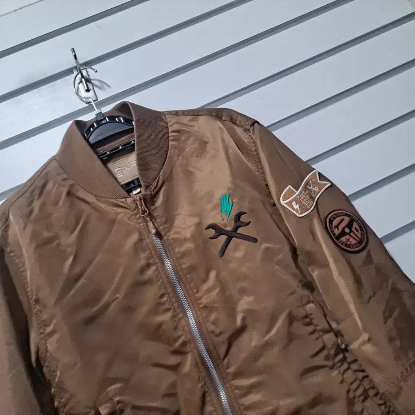 [BUNJANG] EXR Beige Jacket (Size 66) / EXR 여성 베이지 귀욤점퍼66/옷장꾸미기