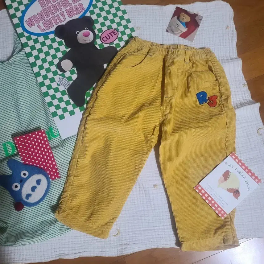 [BUNJANG] Roa & Jasu Corduroy Pants 110 / 로아앤제인 자수 골덴 바지  110