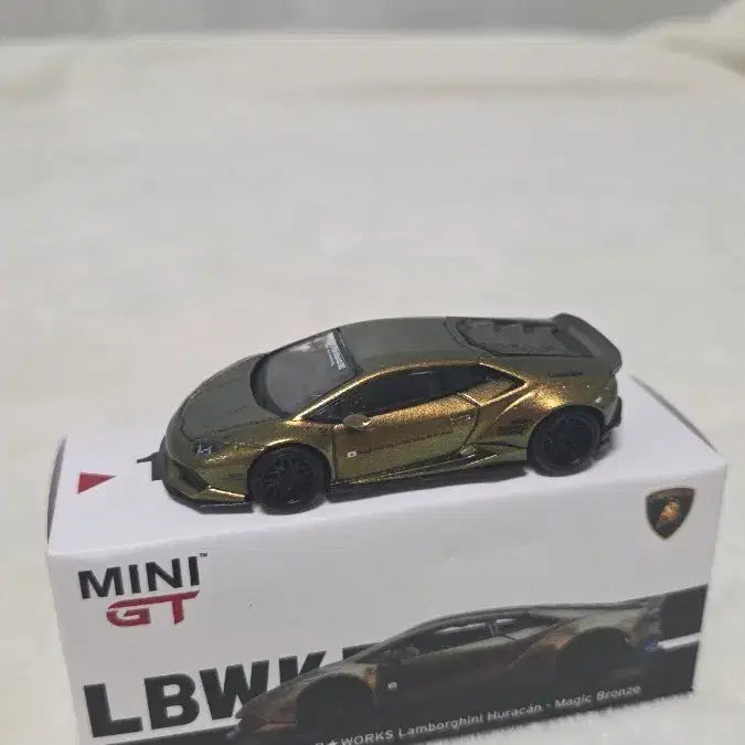 [BUNJANG] MINI GT Lamborghini Uracan LBWK 1/64 / MINI GT 람보르기니 우라칸 LBWK 매직브론즈 1/64