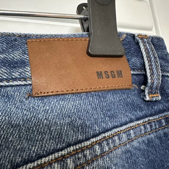 [BUNJANG] MSGM Denim Jeans (Size 66) / MSGM 캐릭터 자수 데님 청바지 66 강남 신세계구매 컨디션 최상