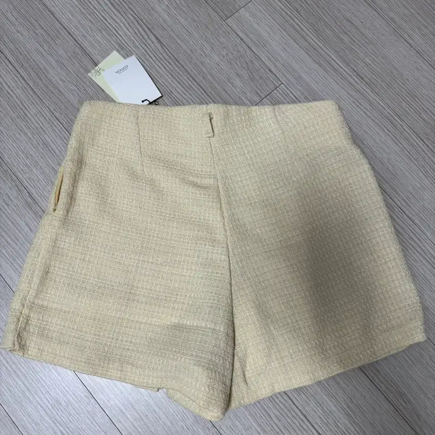 [BUNJANG] Me:B Tweed Mini Skirt (Skort) M / 메이빈스 트위드 미니 스커트 (치마바지)m 새상품 반값이하