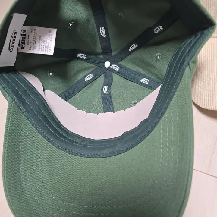 [BUNJANG] Emis Corduroy Ball Cap / emis 코듀로이 볼캡 그린/아이보리.