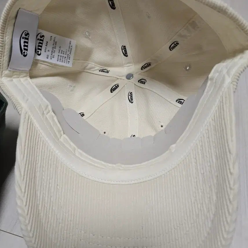 [BUNJANG] Emis Corduroy Ball Cap / emis 코듀로이 볼캡 그린/아이보리.