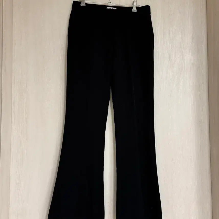 [BUNJANG] Monopoly Black Bootcut Slacks (Size M) / 모노폴리 블랙 부츠컷 슬랙스 M사이즈