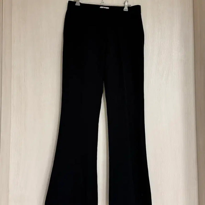 [BUNJANG] Monopoly Black Bootcut Slacks (Size M) / 모노폴리 블랙 부츠컷 슬랙스 M사이즈