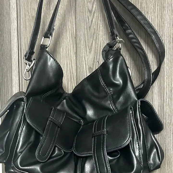 [BUNJANG] Endorsee Tote Bag Shoulder Bag Crossbody Bag / 에이블리 엔도르시 보부상 가방 숄더백 크로스백 무채색 시즈니룩