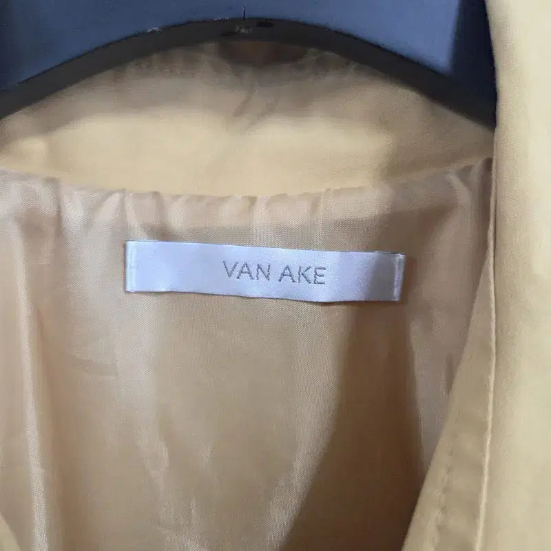 [BUNJANG] Vanavie Free Crop Two Button Jacket / 반에이크 여FREE 크롭 투버튼 자켓 L9898