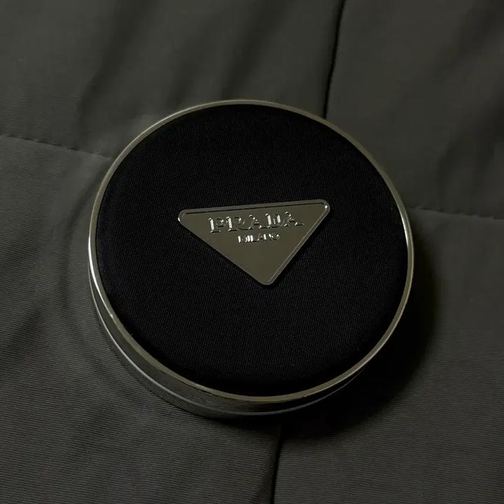 [BUNJANG] Prada LC5 Mesh Cushion / 프라다 메쉬 쿠션 lc5