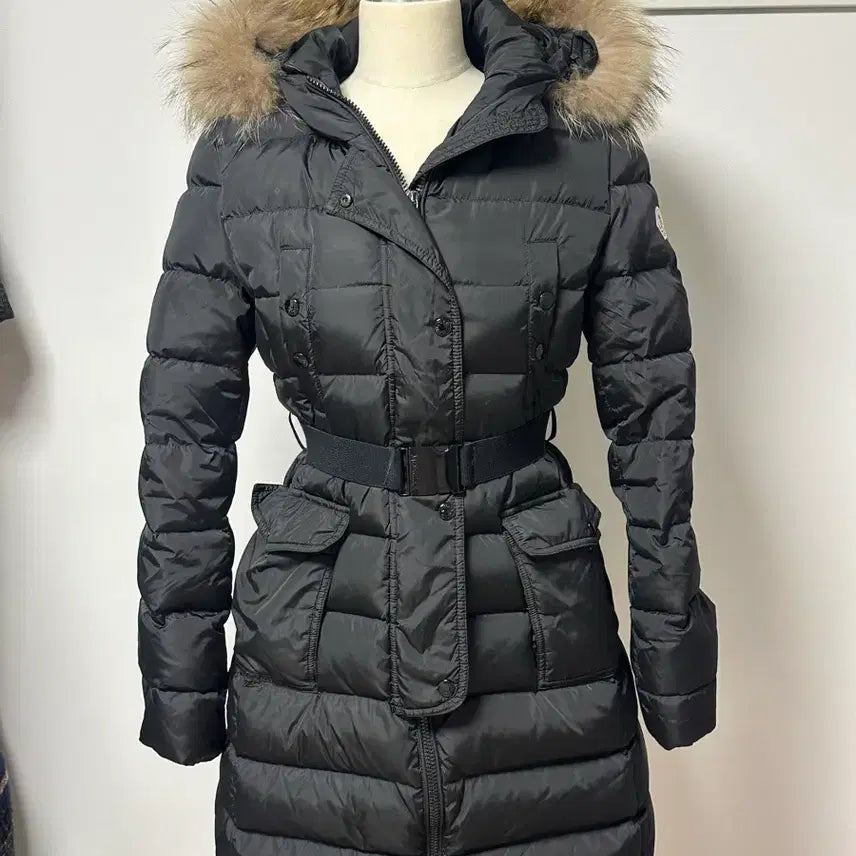 [BUNJANG] Moncler Women's Padded Jacket / 몽클여성패딩