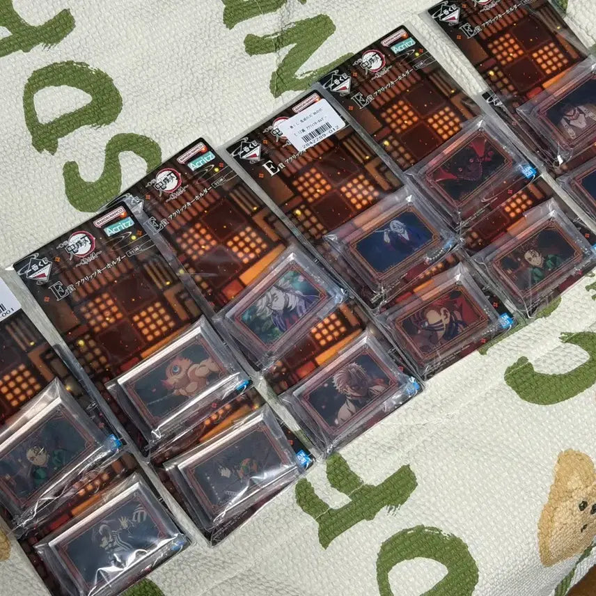 [BUNJANG] Demon Slayer Acrylic Keyring Bundle Set / 귀멸의칼날 언니의 복수 이치방쿠지 아크릴 키링 e상 일괄 판매