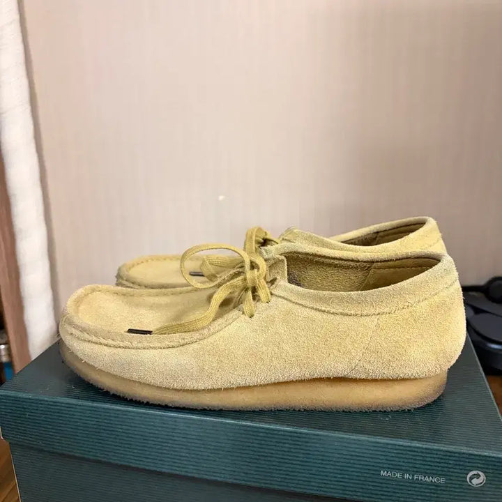 [BUNJANG] Clarks Wallabee Maple (US 9.5) / 클락스 왈라비 메이플 (US 9.5)
