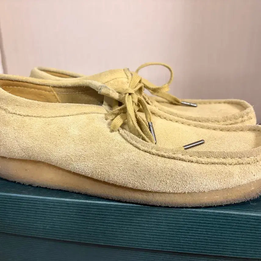 [BUNJANG] Clarks Wallabee Maple (US 9.5) / 클락스 왈라비 메이플 (US 9.5)